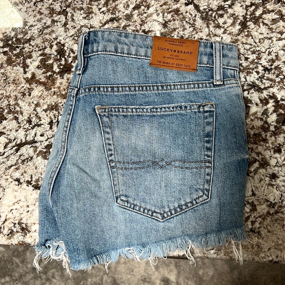 LUCKY BRAND JEAN SHORTS